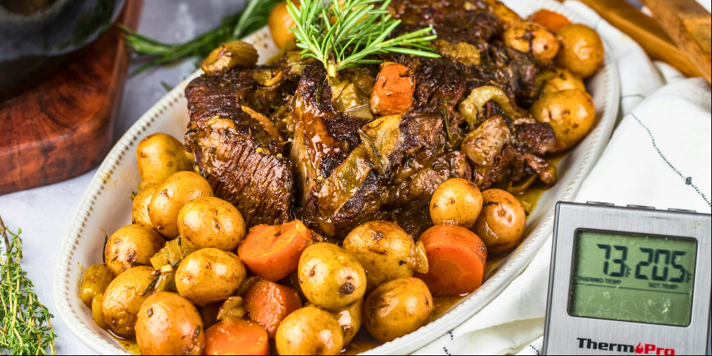 Capa Água na Boca: Carne de a com Batatas ao Molho Cremoso